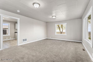 1738 Evans Rd Property Photo 5