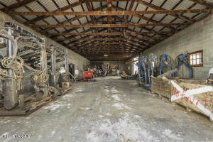 1738 Evans Rd Property Photo 31