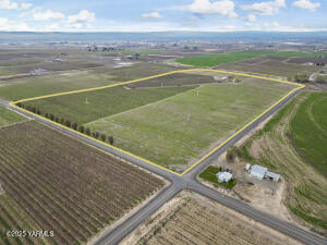 1738 Evans Rd Property Photo 42