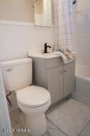 810 B Stewart St Property Photo 13