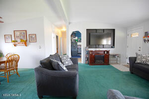 251 Morrow Rd Property Photo 10