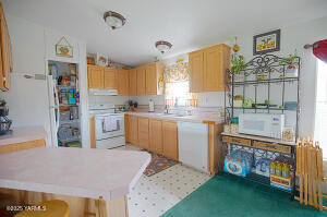 251 Morrow Rd Property Photo 12