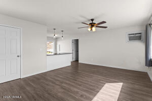 1105 70th Ave Property Photo 8