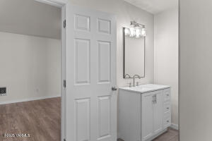 1105 70th Ave Property Photo 18