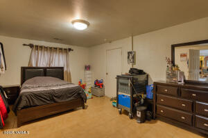 812 4th St Property Photo 16