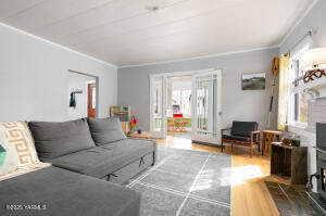 214 17th Ave Property Photo 6