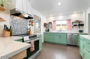 214 17th Ave Property Photo 12