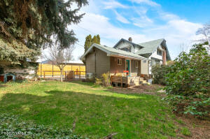 214 17th Ave Property Photo 27