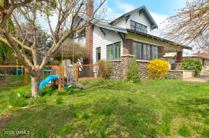 214 17th Ave Property Photo 30