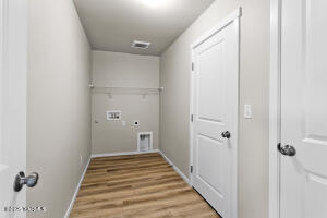 526 Chinook Winds Ln Property Photo 13