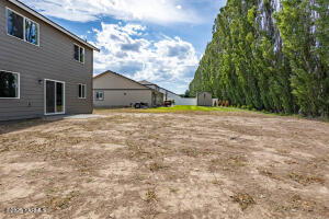 526 Chinook Winds Ln Property Photo 27