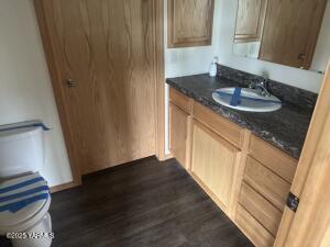 571 Point Dr Property Photo 19