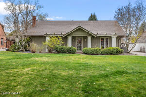 223 22nd Ave Property Photo 1