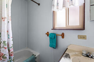 1680 St. Hilaire Rd Property Photo 11