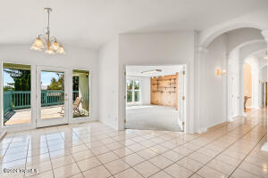 6504 Ridge Ct Property Photo 4
