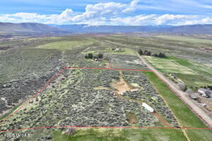 000 Lonesome Pine Rd Property Photo 2