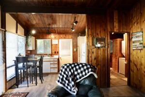 230 Pine Cliffs Dr Property Photo 7