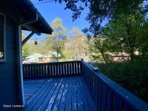 230 Pine Cliffs Dr Property Photo 17