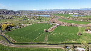 Nna Selah Rd Property Photo 8