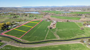 Nna Selah Rd Property Photo