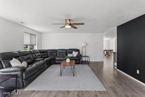 612 Columbus Ave Property Photo 3