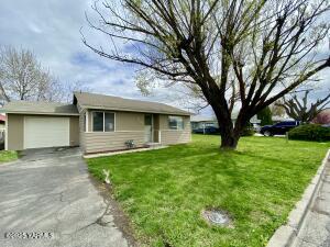 1203 Cornell Ave Property Photo