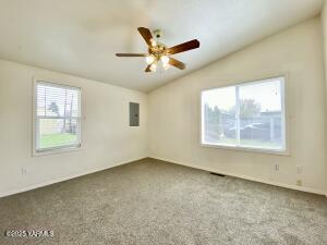 1203 Cornell Ave Property Photo 11
