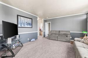 375 Tibbling Rd Property Photo 5