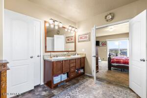 375 Tibbling Rd Property Photo 15