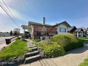 1303 Tieton Dr Property Photo