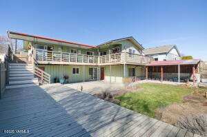 215 33rd Ave Property Photo 3