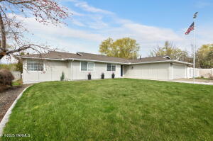 690 83rd Ave Property Photo