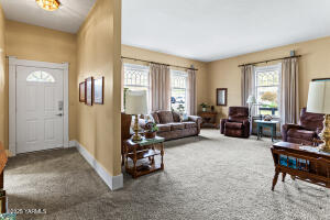 130 Allan Rd Property Photo 2