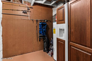 130 Allan Rd Property Photo 32