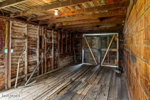 130 Allan Rd Property Photo 49