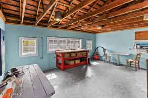 130 Allan Rd Property Photo 57
