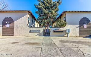 207 8th Ave Property Photo