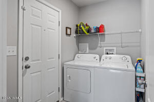 710 State Route 821 Ave Property Photo 15