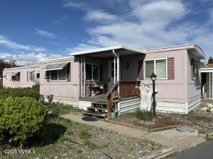 903 34th Ave Property Photo 1