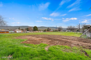 Nna Wenas Rd Property Photo 4