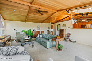 1081 Mapleway Rd Property Photo 17