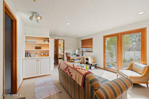 1081 Mapleway Rd Property Photo 25
