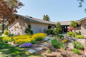 1081 Mapleway Rd Property Photo 38