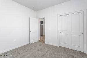 212 Bratton St Property Photo 17