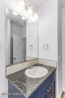 212 Bratton St Property Photo 22