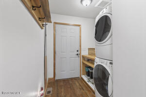 233 Tibbling Rd Property Photo 16